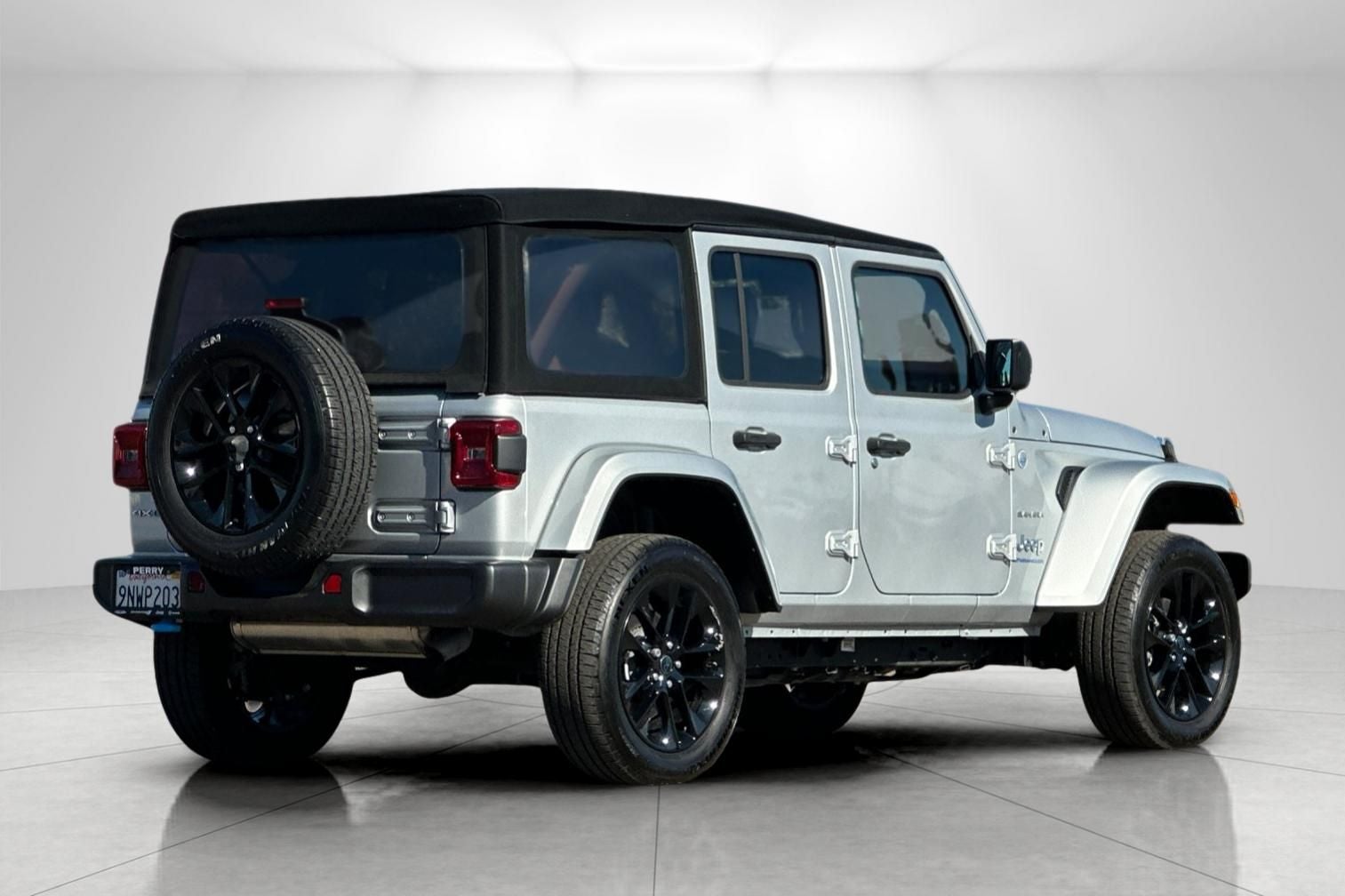 2024 Jeep Wrangler Sahara 4xe