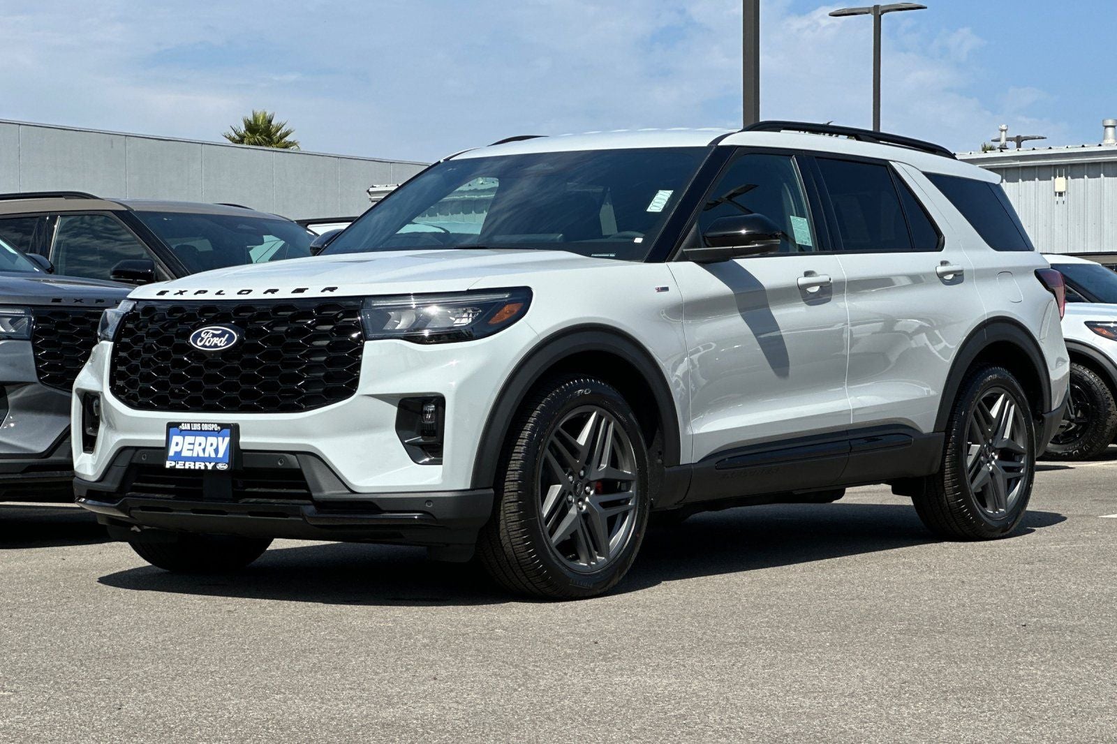2027 Ford Explorer ST-Line