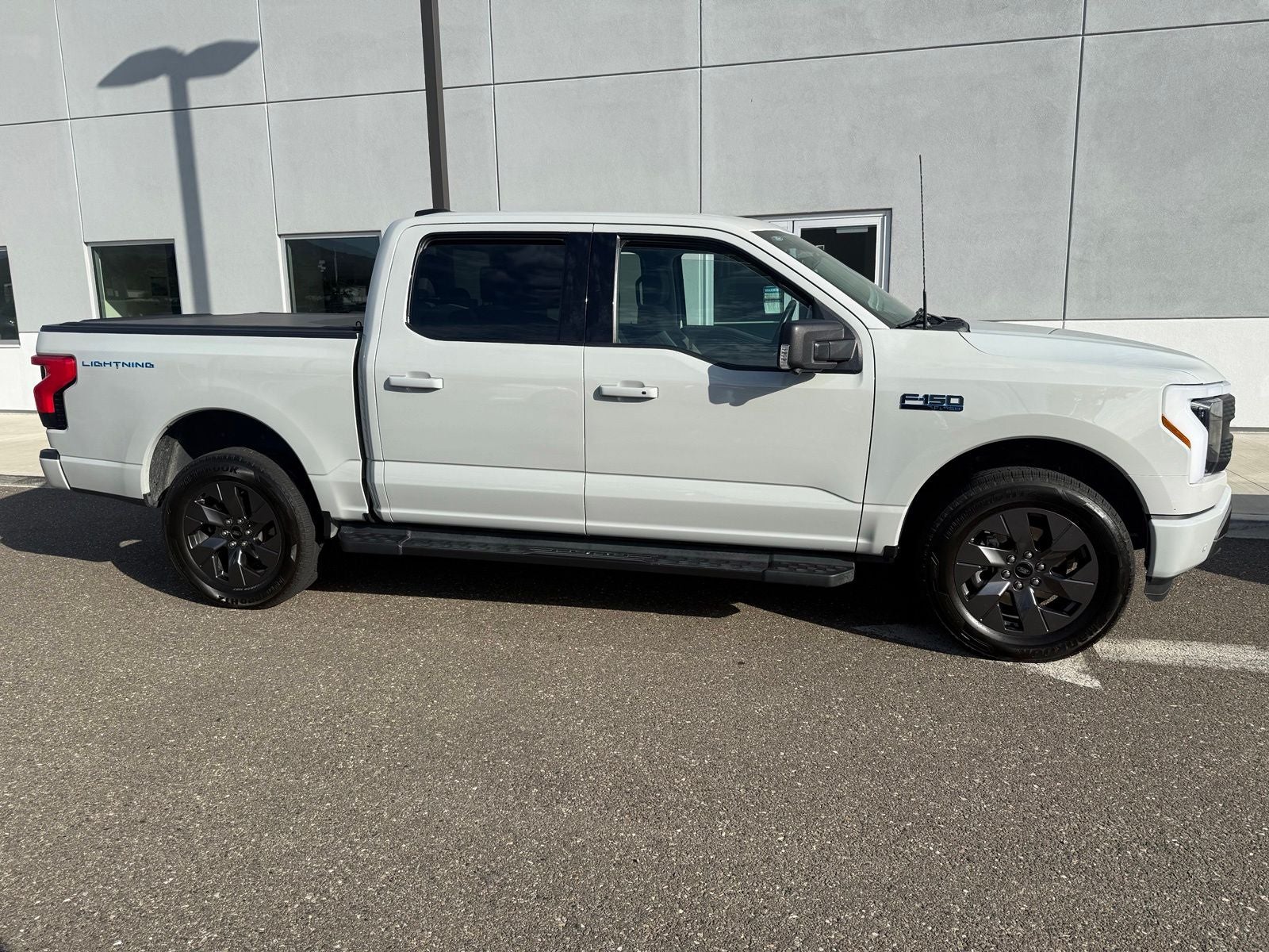 2024 Ford F-150 Lightning Flash