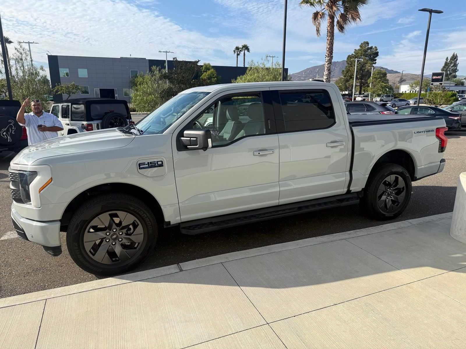 2024 Ford F-150 Lightning Flash