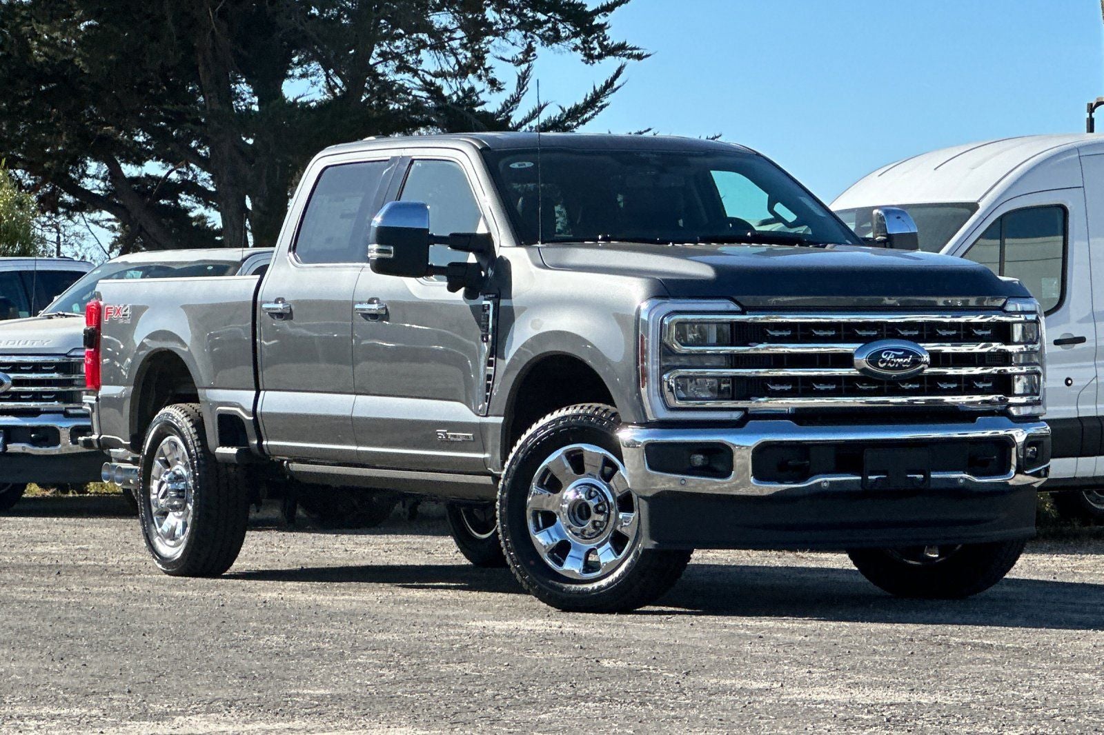 2026 Ford F-350SD Lariat