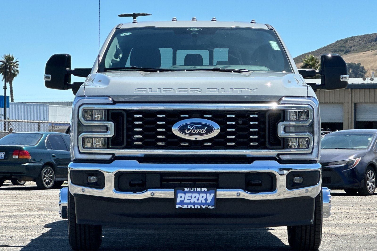 2026 Ford F-350SD Lariat DRW