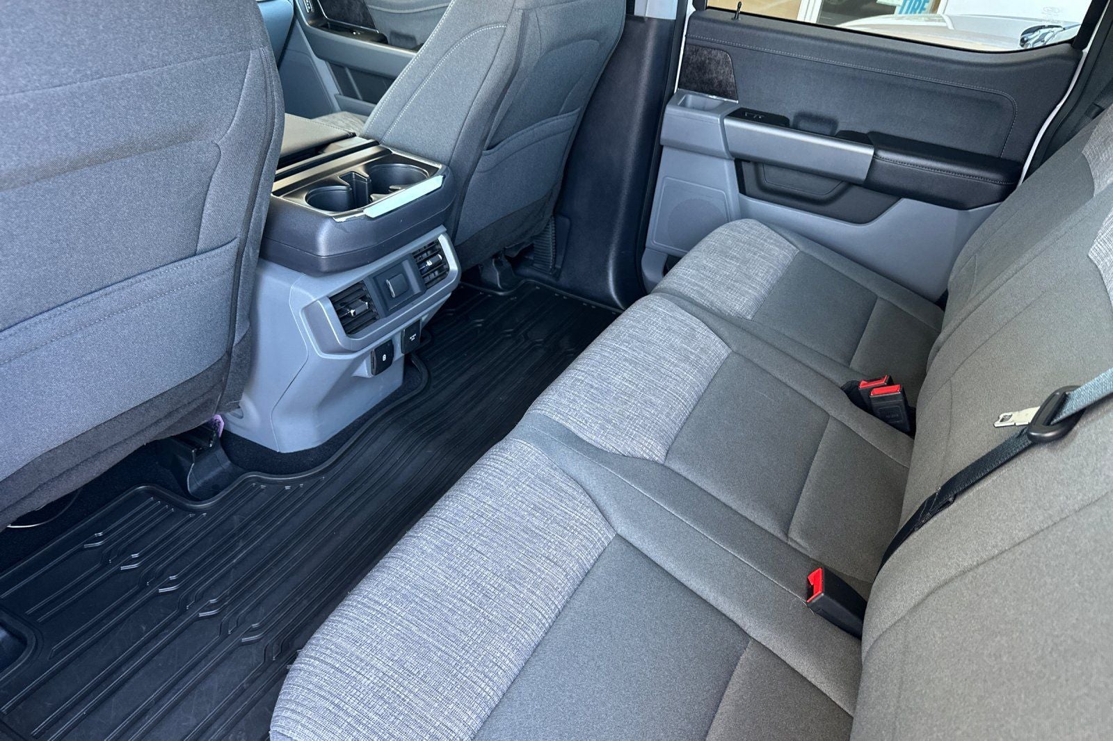 2023 Ford F-150 Lightning XLT