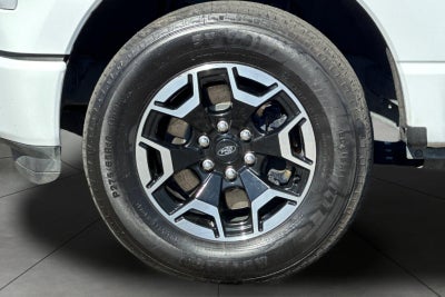 2023 Ford F-150 Lightning XLT