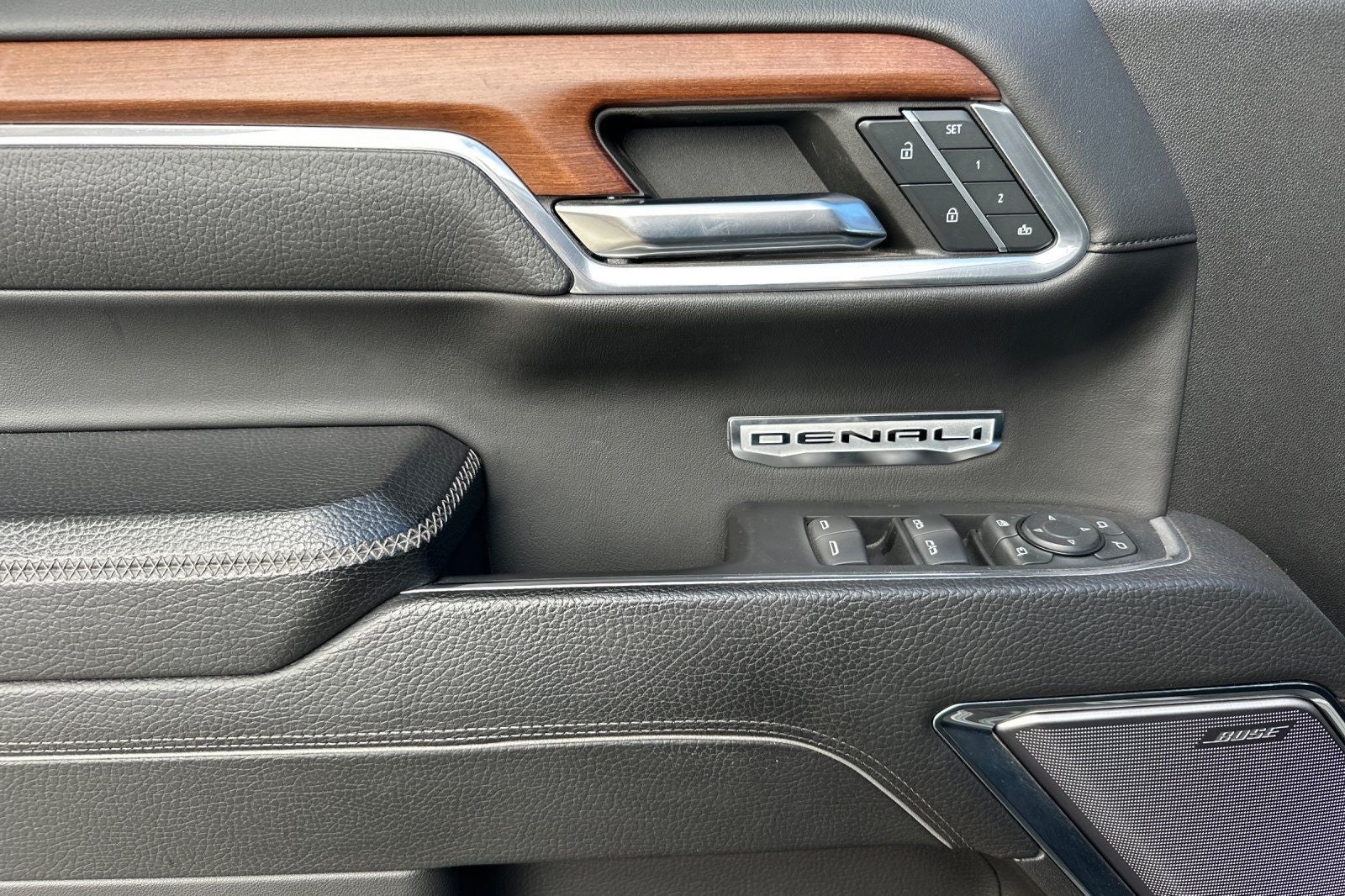2023 GMC Sierra 1500 Denali
