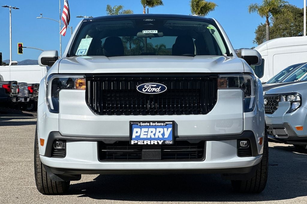 2026 Ford Maverick Lobo Standard