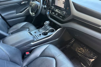 2021 Toyota Highlander Hybrid XLE