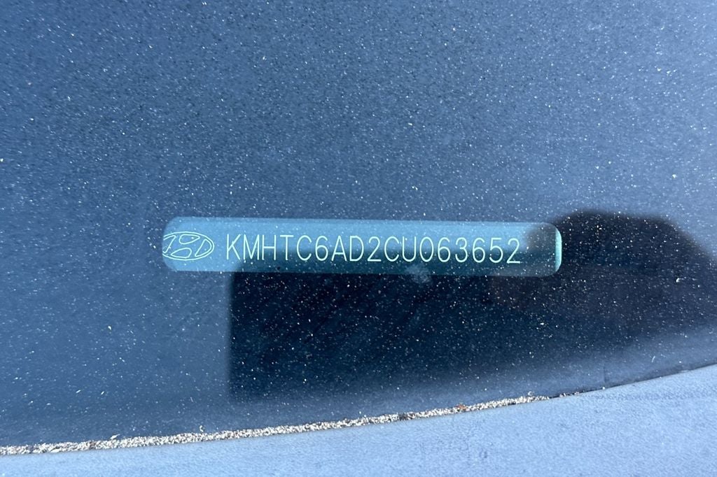 2012 Hyundai Veloster Base w/Black